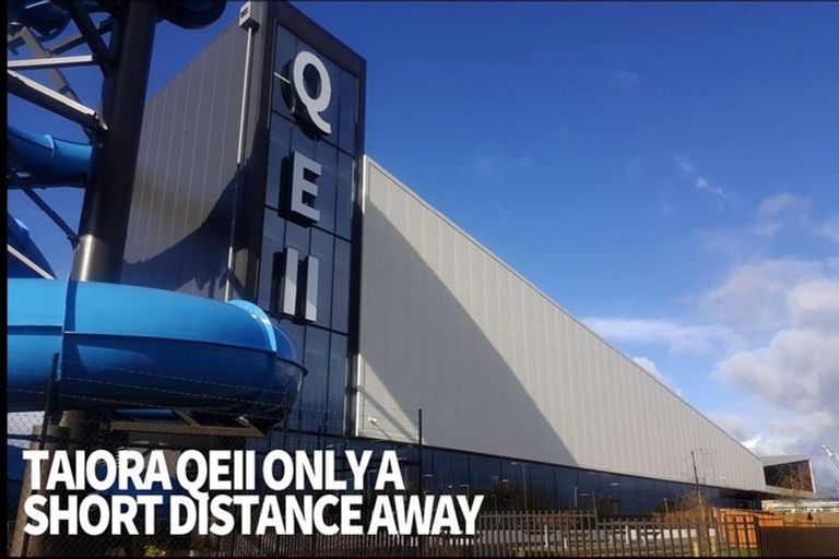 Photo of property in 15 Glastonbury Drive, Burwood, Christchurch, 8083