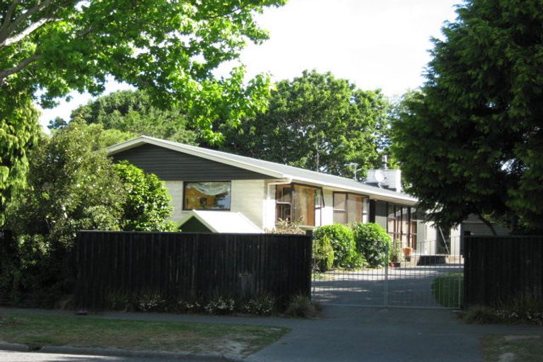 Photo of property in 57 Woodbury Street, Russley, Christchurch, 8042