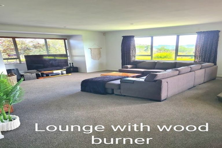 Photo of property in 17 Brewster Road, Pukekawa, Tuakau, 2696