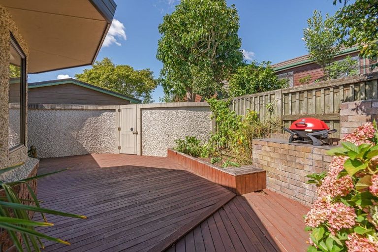 Photo of property in 99 Waterloo Crescent, Hokowhitu, Palmerston North, 4410