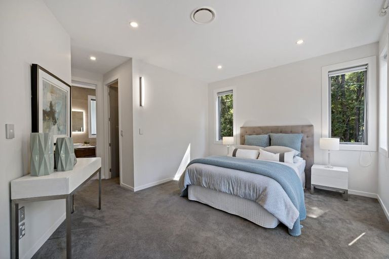 Photo of property in 293b Titirangi Road, Titirangi, Auckland, 0604