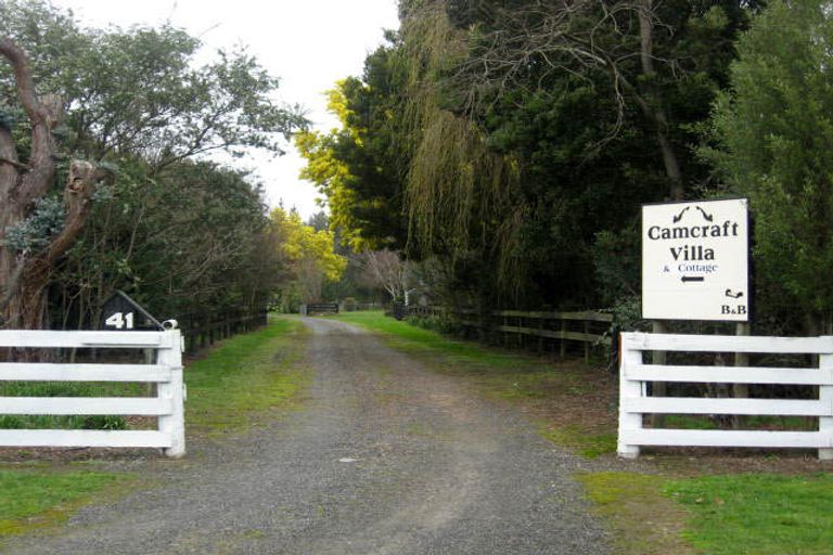 Photo of property in Camcraft Villa, 41 Philip Street, Carterton, 5713