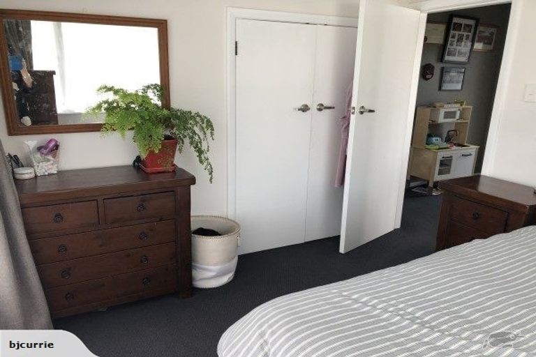 Photo of property in 16 Aspiring Avenue, Milson, Palmerston North, 4414