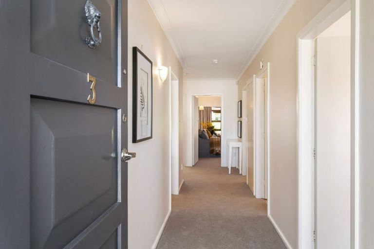 Photo of property in 3 Farnham Place, Ilam, Christchurch, 8041