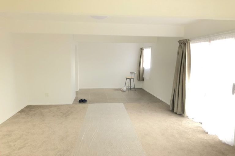 Photo of property in 2/31 Aberfeldy Avenue, Highland Park, Auckland, 2010