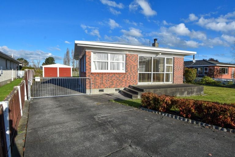 Photo of property in 11 Fairbrother Street, Carterton, 5713