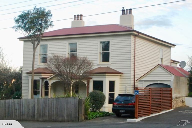 Photo of property in 152 London Street, Dunedin Central, Dunedin, 9016