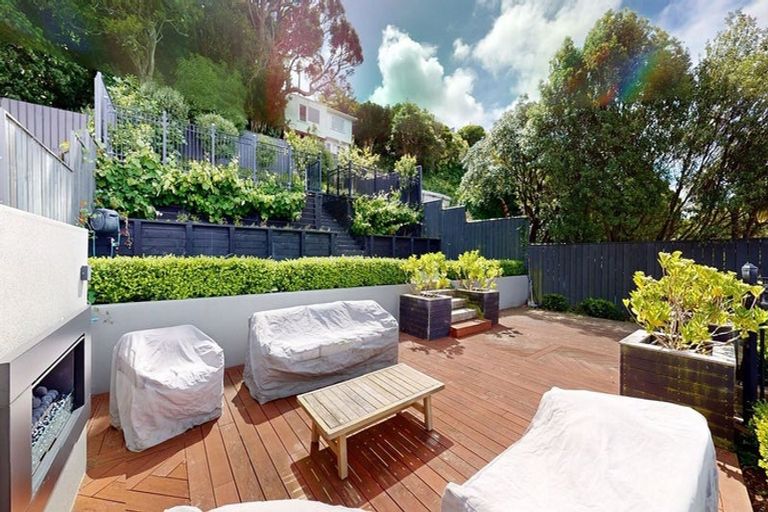 Photo of property in 87 Farnham Street, Mornington, Wellington, 6021