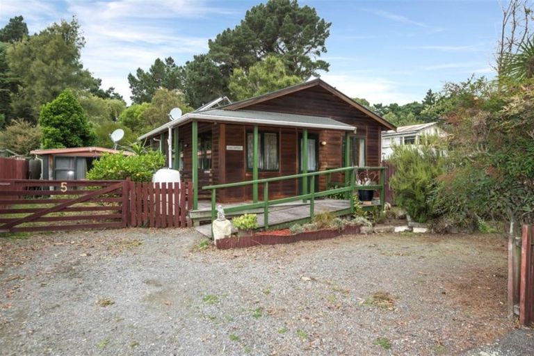 Photo of property in 5 Mays Avenue, Leithfield, 7481