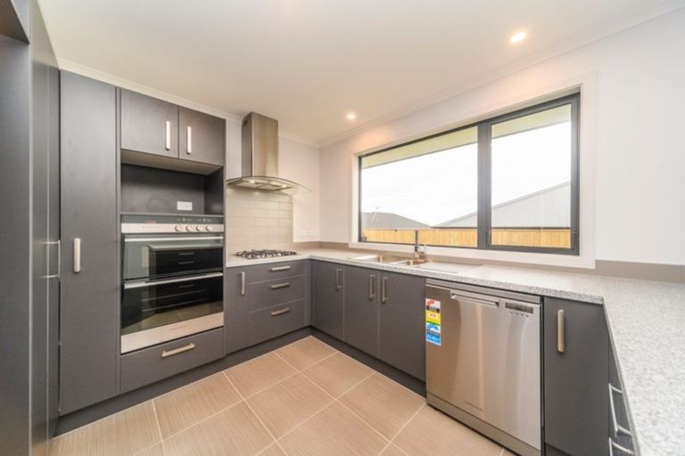 Photo of property in 13 Varsity Heights, Fitzherbert, Palmerston North, 4410