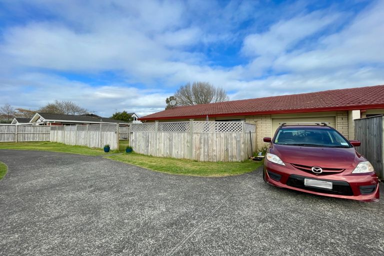 Photo of property in 49a Great South Road, Papatoetoe, Auckland, 2025