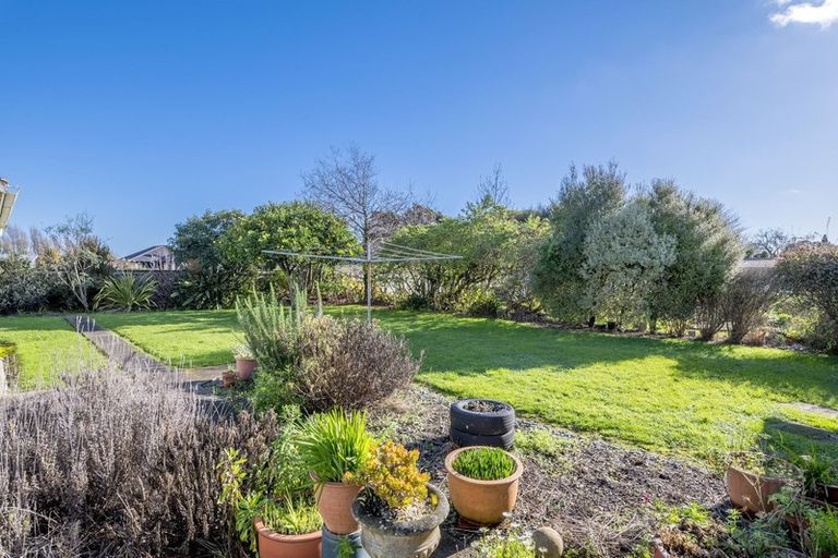 Photo of property in 11 Totara Street, Otaki, 5512
