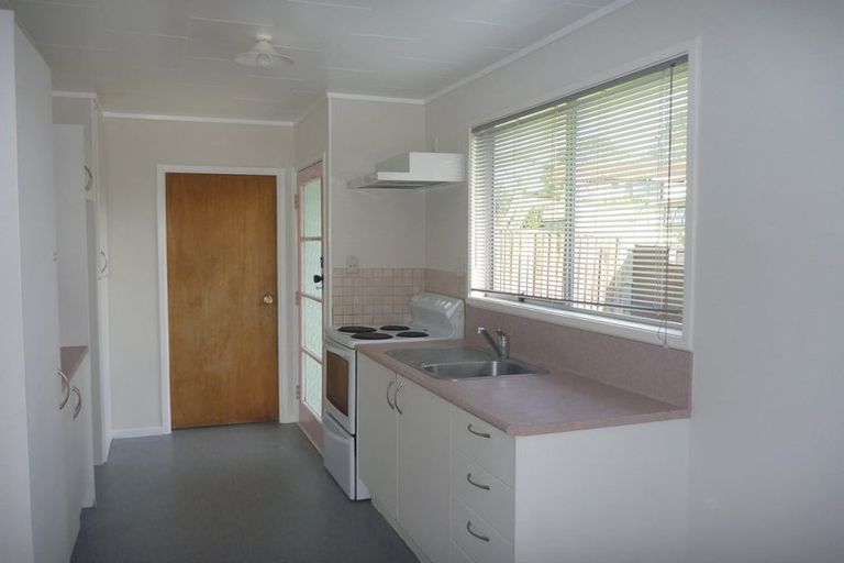 Photo of property in 1/11 Spinella Drive, Bayview, Auckland, 0629