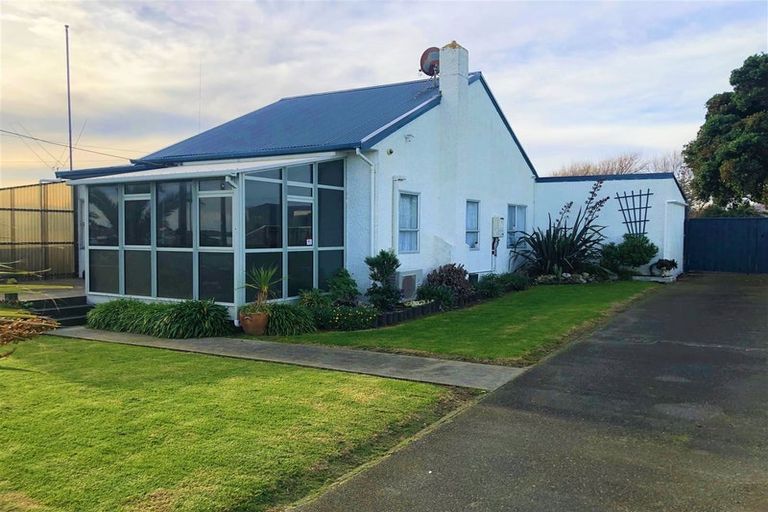 Photo of property in 3 Wharf Street, Castlecliff, Whanganui, 4501