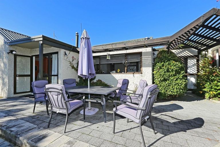Photo of property in 34 Cedar Road, Te Awanga, 4102