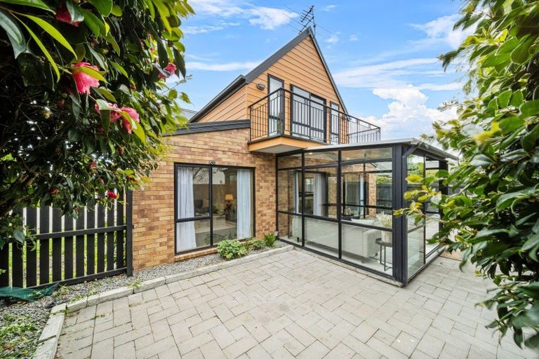 Photo of property in 1/111 Lincoln Road, Addington, Christchurch, 8024