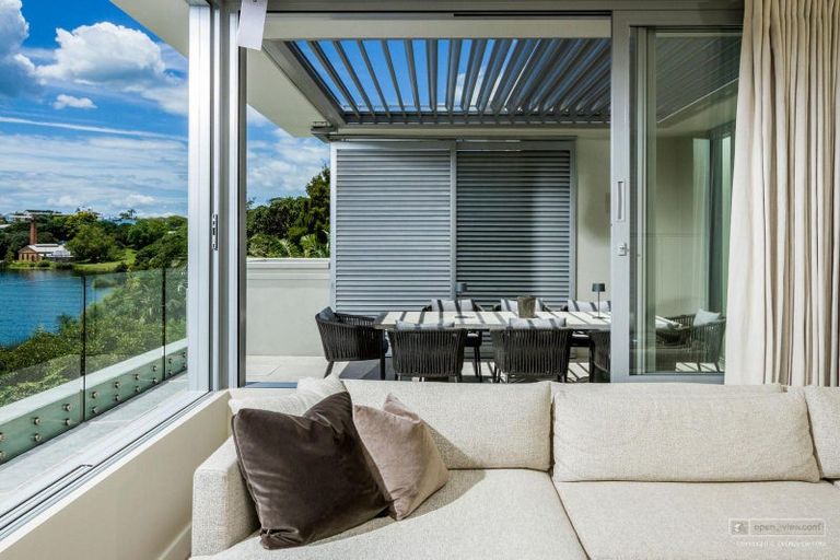 Photo of property in 15 Lake View Road, Takapuna, Auckland, 0622