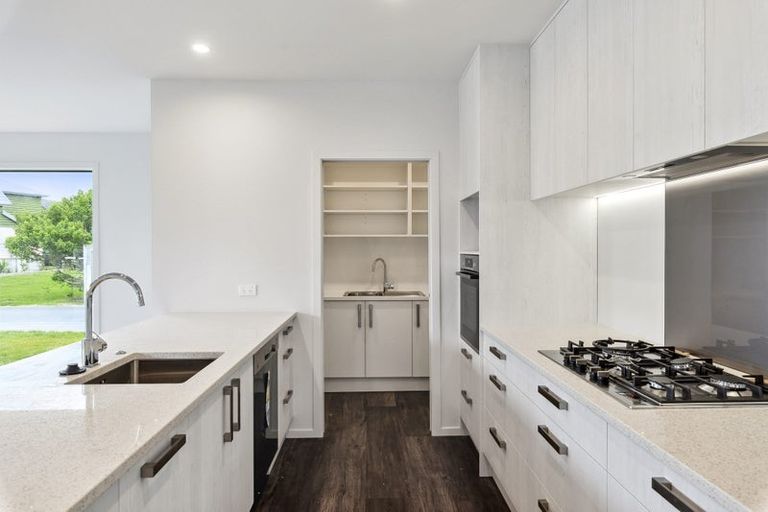 Photo of property in 47 Hudson Place, Paraparaumu, 5032