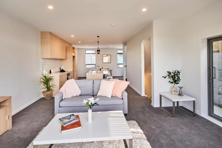 Photo of property in 11/30 Monowai Road, Johnsonville, Wellington, 6037