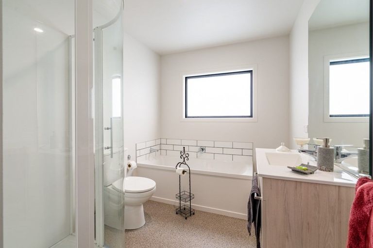 Photo of property in 29 Pounamu Drive, Te Anau, 9600