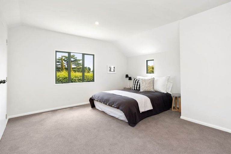 Photo of property in 4 Enticott Place, Huntsbury, Christchurch, 8022