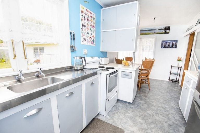 Photo of property in 15 Percy Spiller Avenue, Maraenui, Napier, 4110