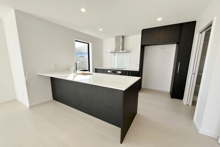 Photo of property in 30 Llew Summers Street, Belfast, Christchurch, 8051