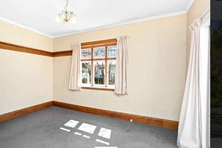 Photo of property in 6 Norwood Street, Beckenham, Christchurch, 8023