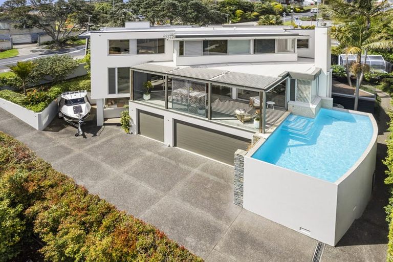 Photo of property in 3a Kowhai Road, Mairangi Bay, Auckland, 0630