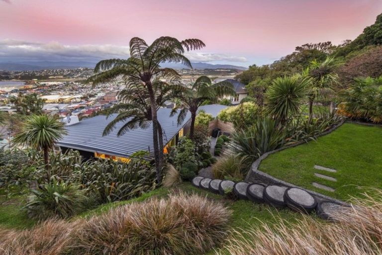 Photo of property in 114 Duncan Terrace, Kilbirnie, Wellington, 6022