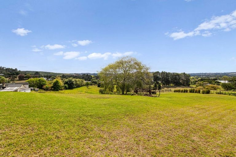 Photo of property in 46 Broadwood Rise, Kumeu, 0892