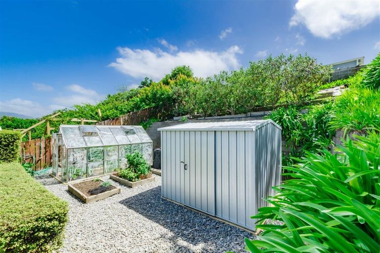 Photo of property in 10 Dale Road, Raumati South, Paraparaumu, 5032