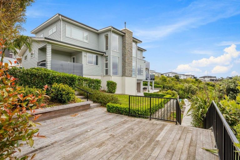 Photo of property in 14 Remuremu Street, Long Bay, Auckland, 0630