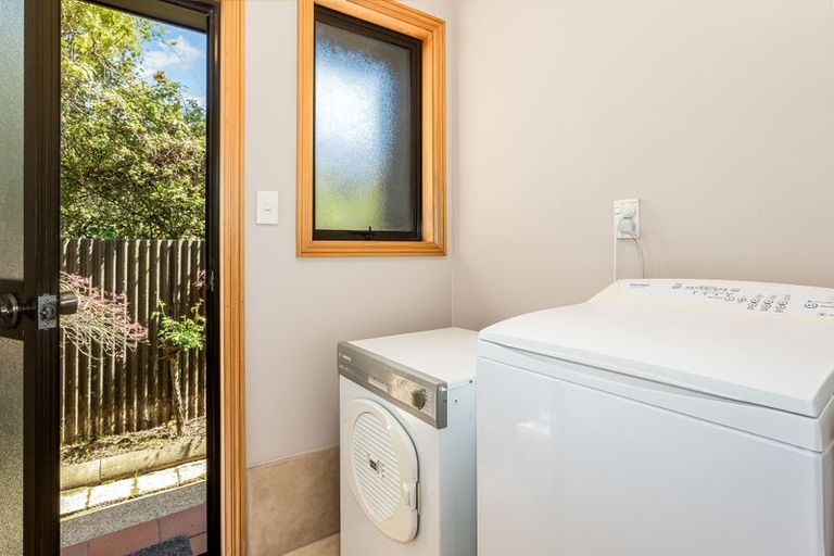 Photo of property in 2/54 Queens Grove, Hutt Central, Lower Hutt, 5010