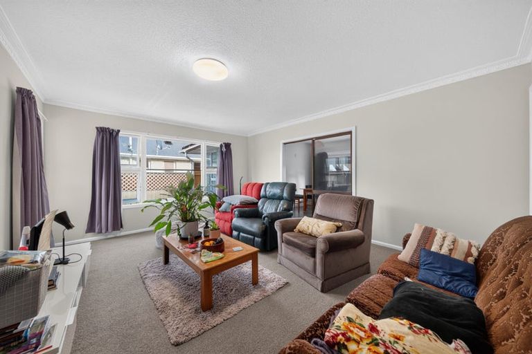Photo of property in 1/30 Coniston Avenue, Ilam, Christchurch, 8041