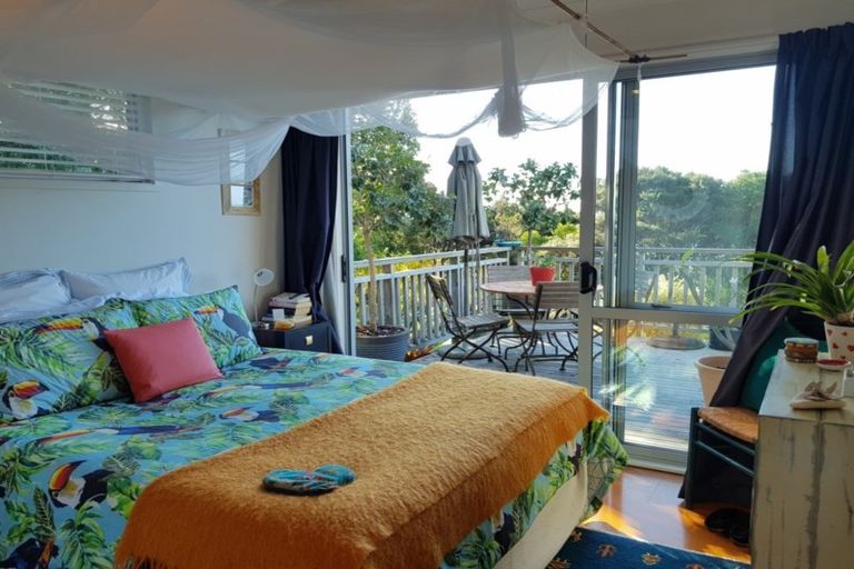 Photo of property in 1091 Cove Road, Langs Beach, Waipu, 0582