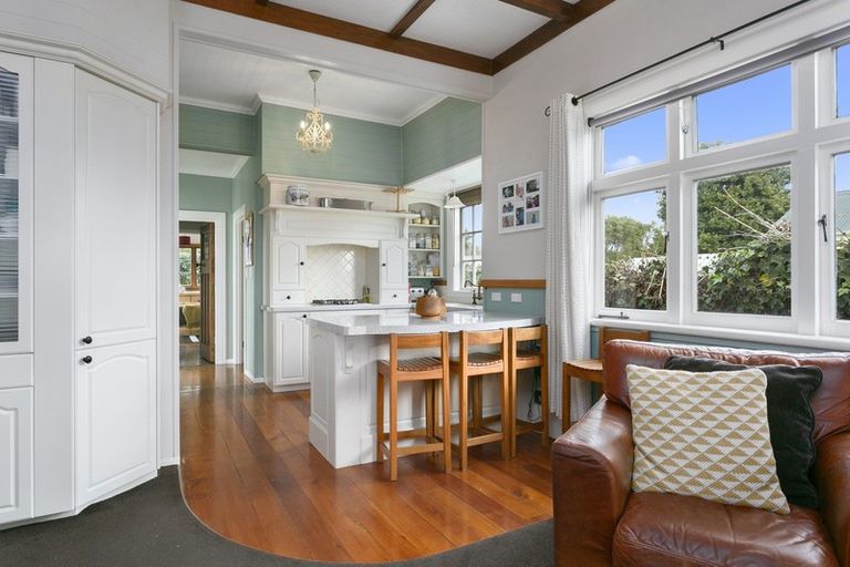 Photo of property in 27 Princes Street, Cambridge, 3434