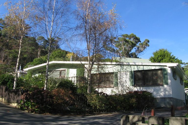 Photo of property in 65 Kairimu Street, Stokes Valley, Lower Hutt, 5019