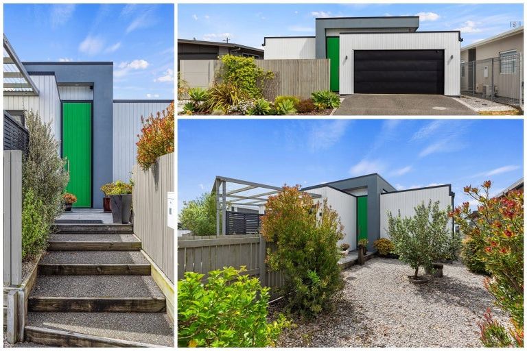 Photo of property in 83 Coast Boulevard, Papamoa Beach, Papamoa, 3118