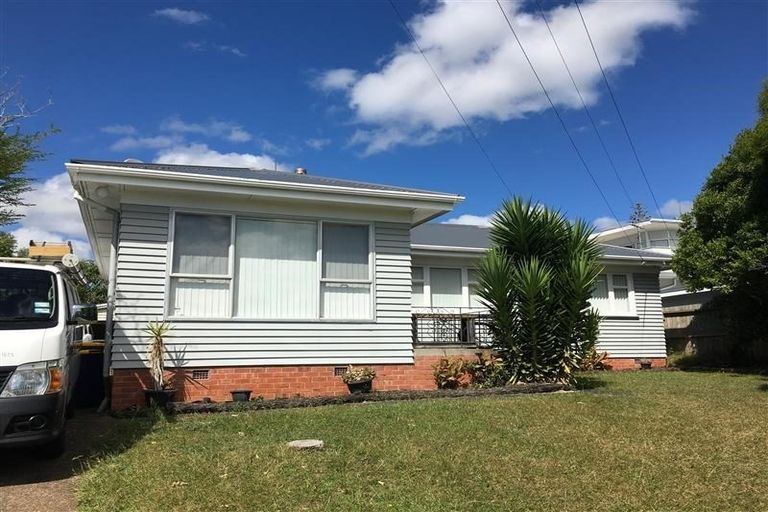 Photo of property in 3 Kokiri Street, Te Atatu South, Auckland, 0610