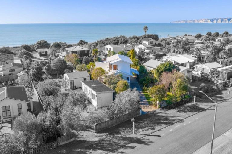 Photo of property in 31 Shrimpton Road, Haumoana, 4102