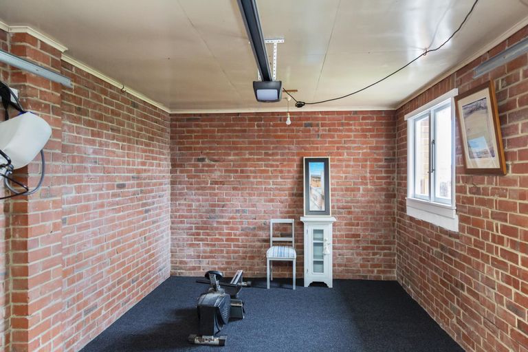 Photo of property in 43 Hull Street, South Hill, Oamaru, 9400