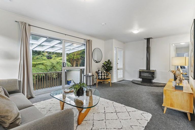 Photo of property in 78 Eskdale Road, Birkdale, Auckland, 0626
