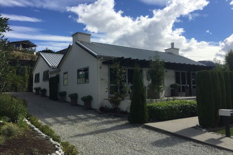 Photo of property in 6 Helms Court, Arrowtown, 9302