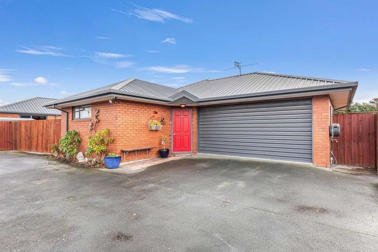 Photo of property in 56b Victoria Street, Rangiora, 7400