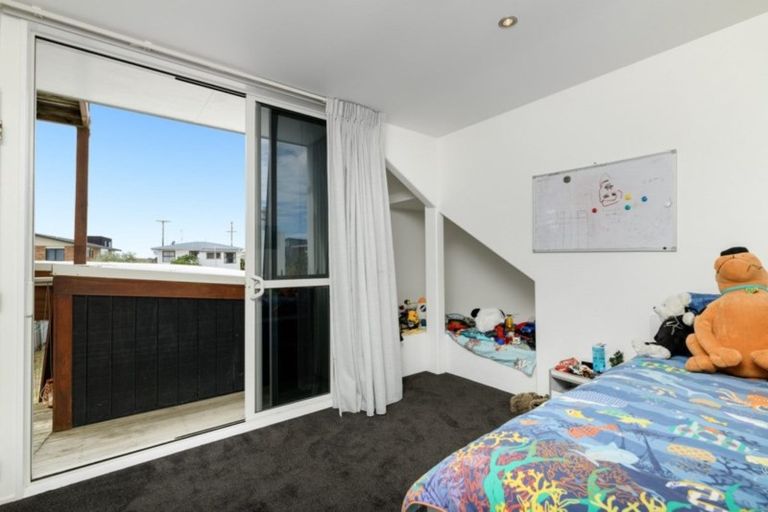 Photo of property in 1225 Papamoa Beach Road, Papamoa Beach, Papamoa, 3118