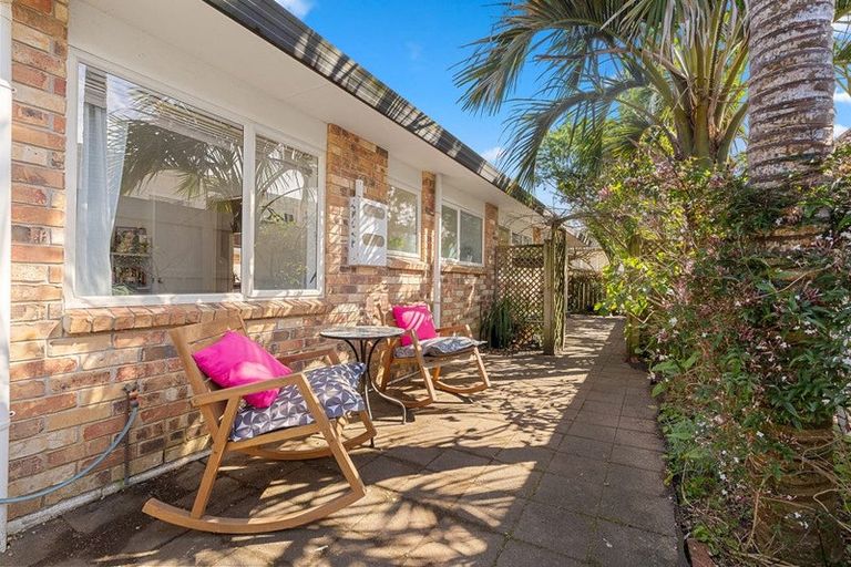 Photo of property in 2/454 Hibiscus Coast Highway, Orewa, 0931