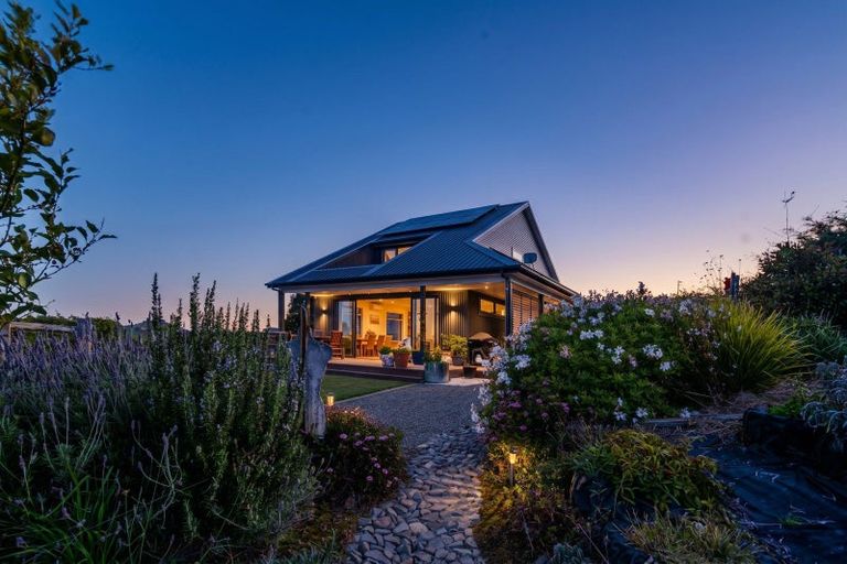 Photo of property in 8 Country Lane, Waipawa, 4210