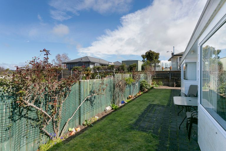 Photo of property in 102 Acacia Bay Road, Nukuhau, Taupo, 3330