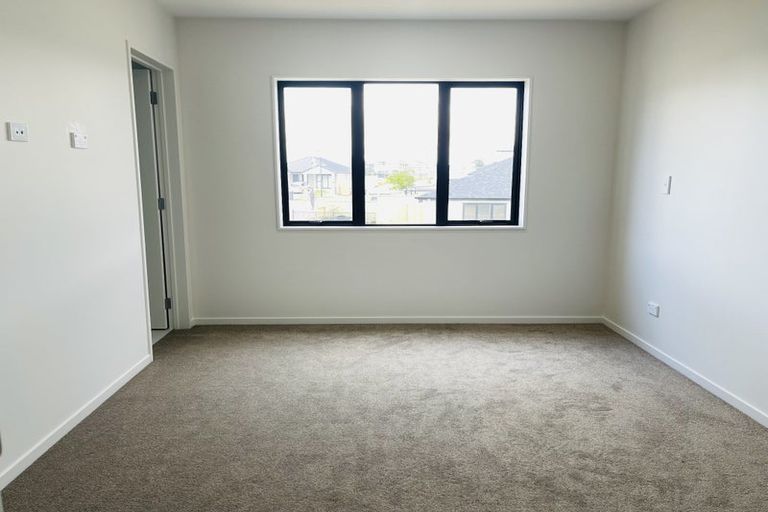 Photo of property in 44 Auranga Drive, Karaka, Papakura, 2113